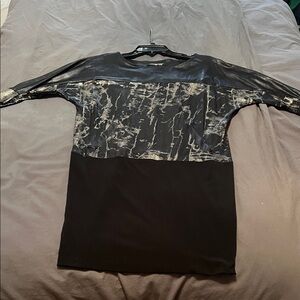 Men's Black Metallic Panel Long-Sleeve Shirt